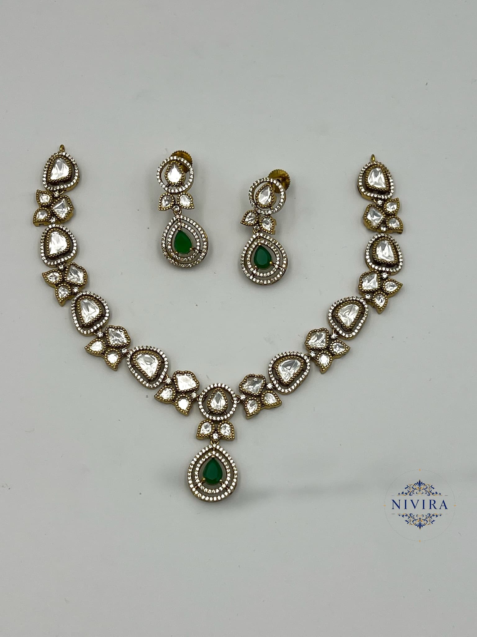 Regal Uncut Kundan Set