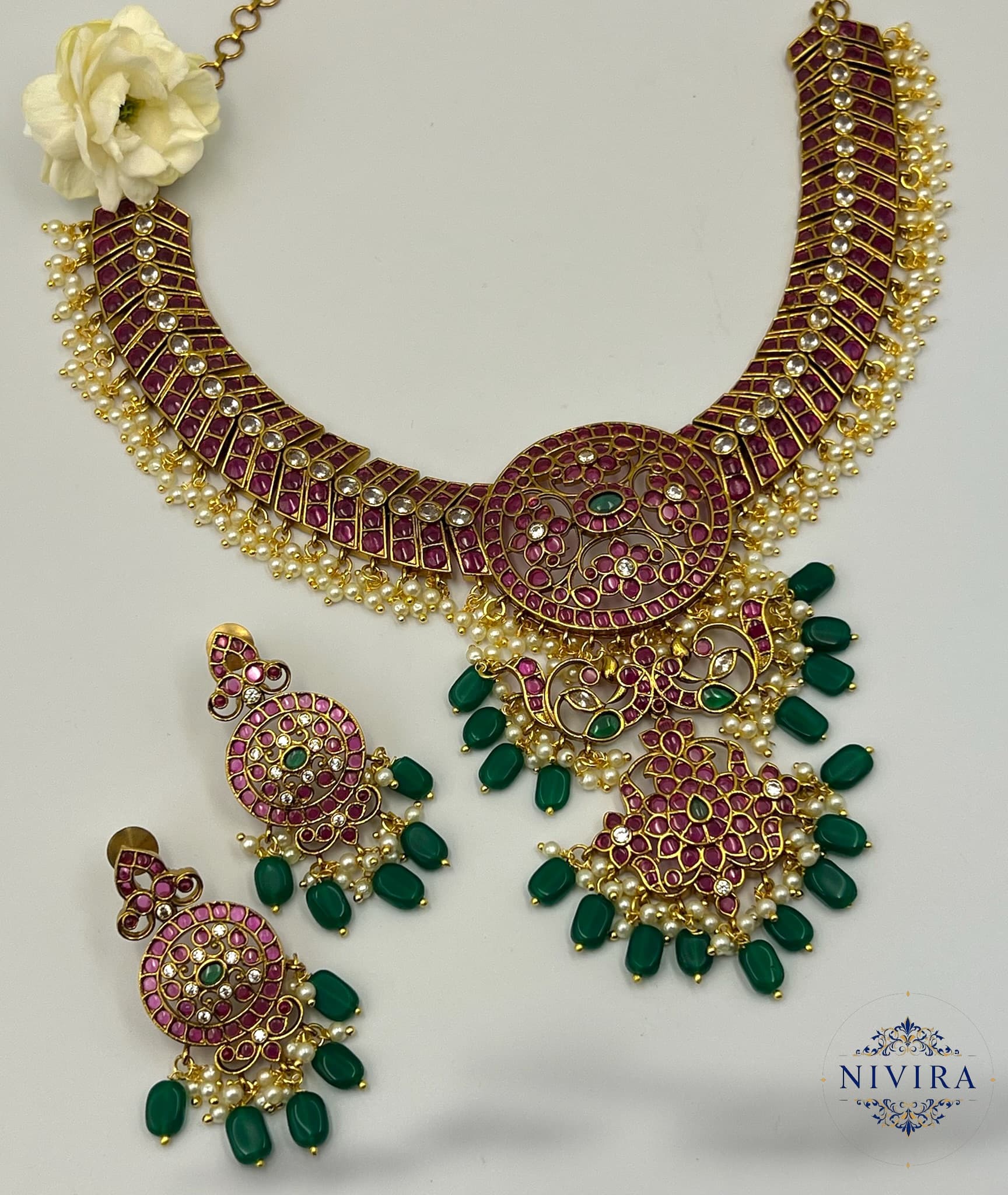 Regal Floral Kempstone Necklace Set