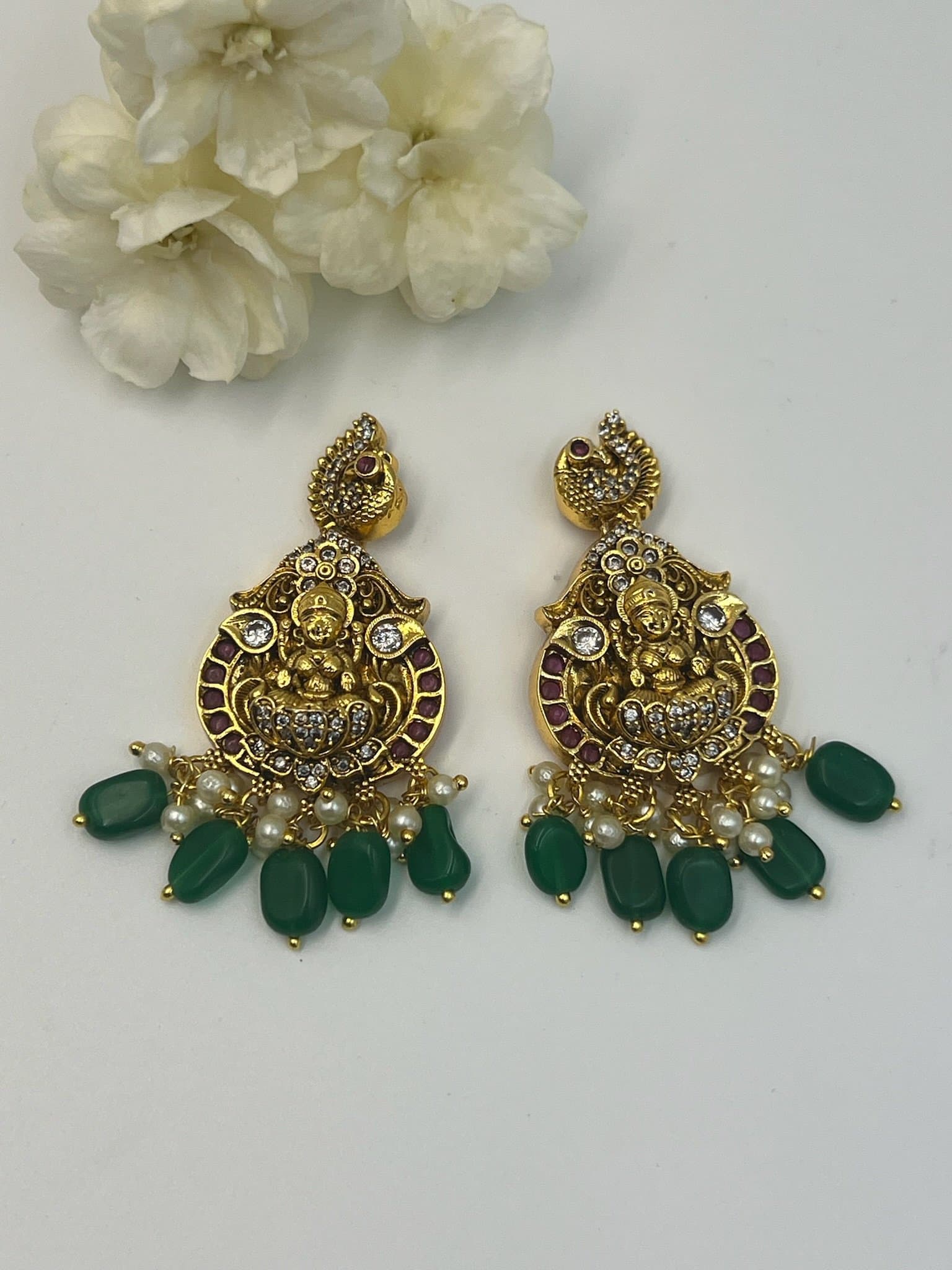 Emerald Mayura Vaibhavam - image 4